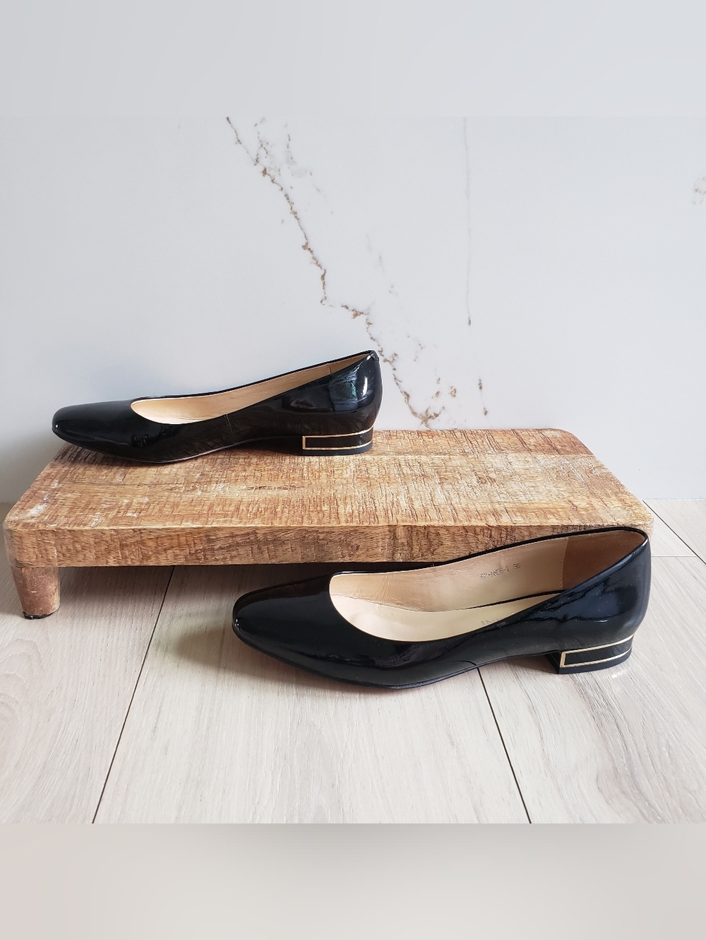 Carlo Pazolini Italian Flats Patent Black Low Heel‎ Ballet Slips Gold Trim Sz 36